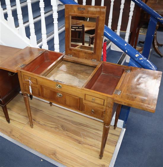 A ladys writing/dressing table W.79cm